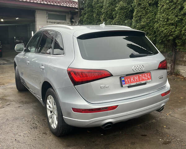 Серый Ауди Ку 5, объемом двигателя 0 л и пробегом 151 тыс. км за 13500 $, фото 2 на Automoto.ua