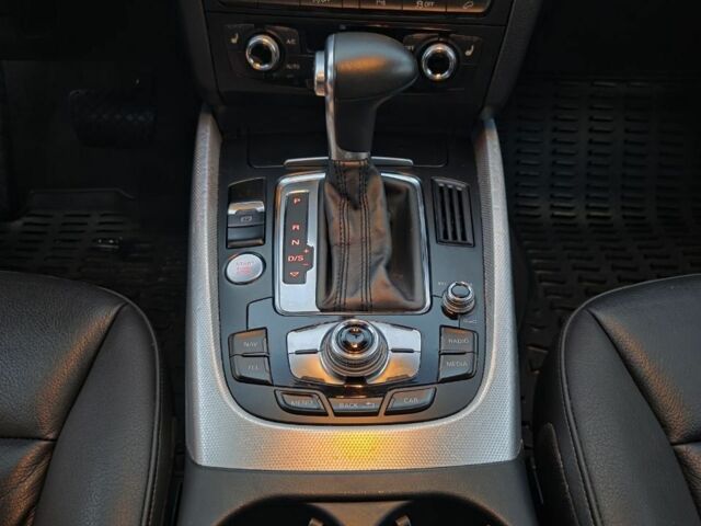 Сірий Ауді Ку 5, об'ємом двигуна 3 л та пробігом 150 тис. км за 22000 $, фото 5 на Automoto.ua