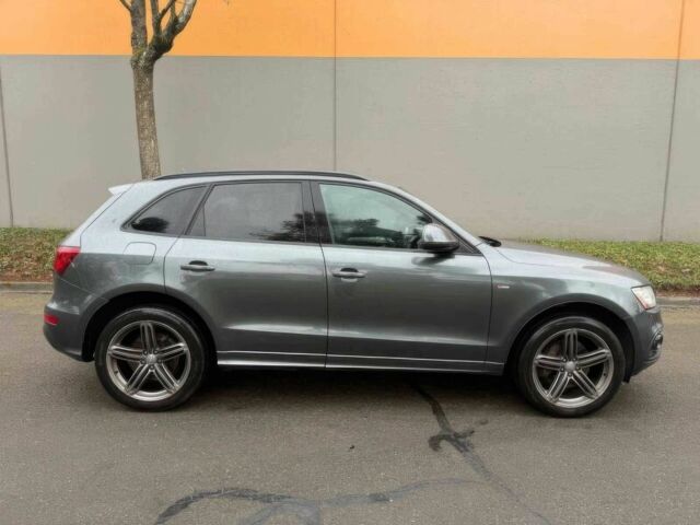 Сірий Ауді Ку 5, об'ємом двигуна 2 л та пробігом 70 тис. км за 8000 $, фото 2 на Automoto.ua