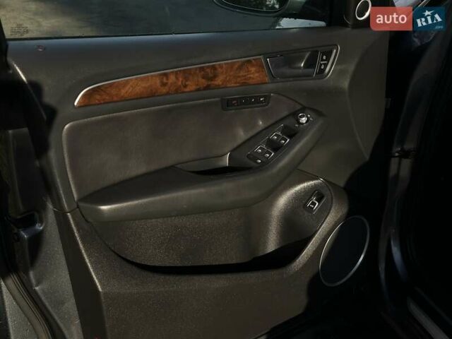 Серый Ауди Ку 5, объемом двигателя 1.98 л и пробегом 134 тыс. км за 18450 $, фото 19 на Automoto.ua