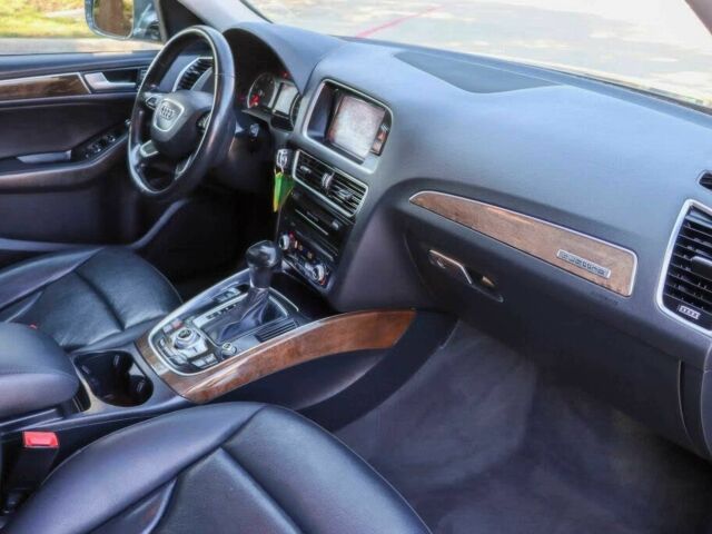 Серый Ауди Ку 5, объемом двигателя 2 л и пробегом 73 тыс. км за 4700 $, фото 14 на Automoto.ua