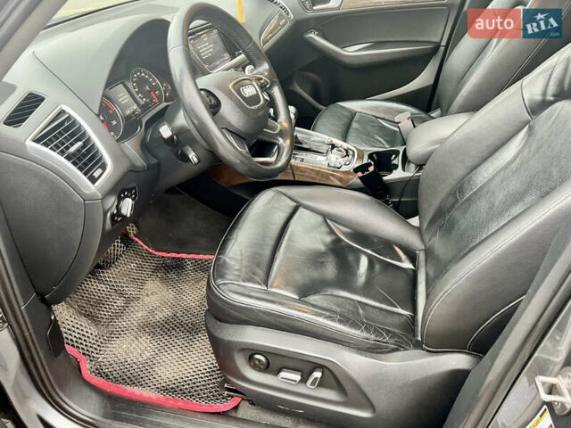 Серый Ауди Ку 5, объемом двигателя 1.98 л и пробегом 277 тыс. км за 15500 $, фото 17 на Automoto.ua