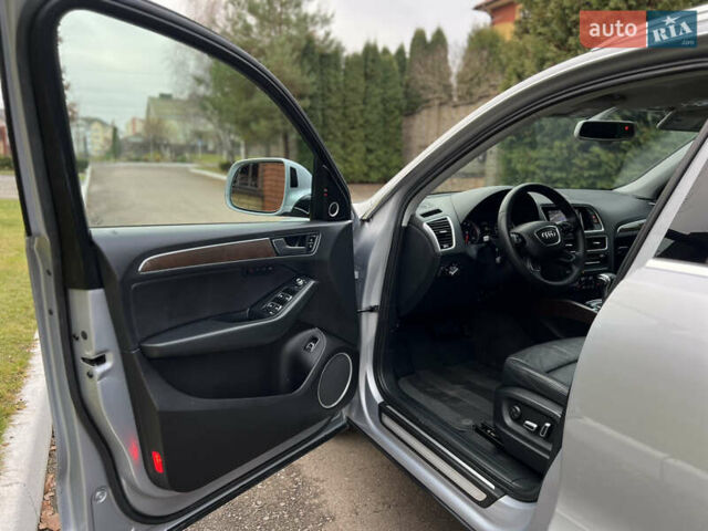 Сірий Ауді Ку 5, об'ємом двигуна 2 л та пробігом 151 тис. км за 14699 $, фото 10 на Automoto.ua