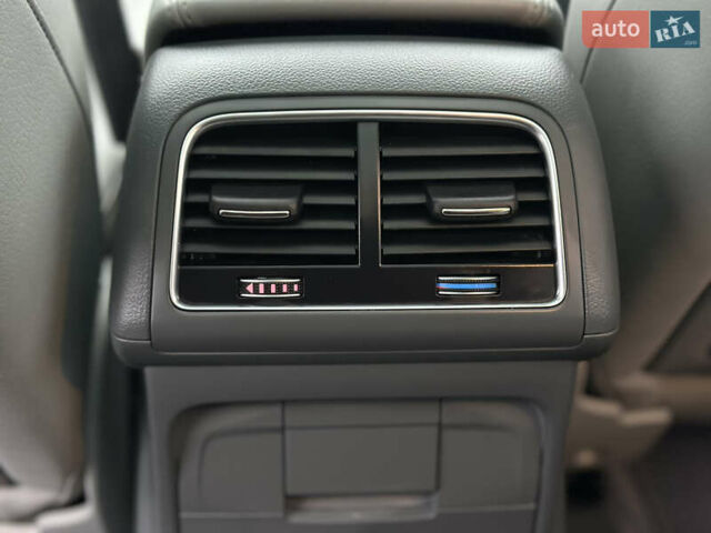 Серый Ауди Ку 5, объемом двигателя 2 л и пробегом 168 тыс. км за 15900 $, фото 55 на Automoto.ua