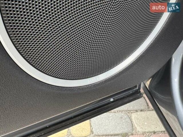 Сірий Ауді Ку 5, об'ємом двигуна 2 л та пробігом 139 тис. км за 16999 $, фото 43 на Automoto.ua