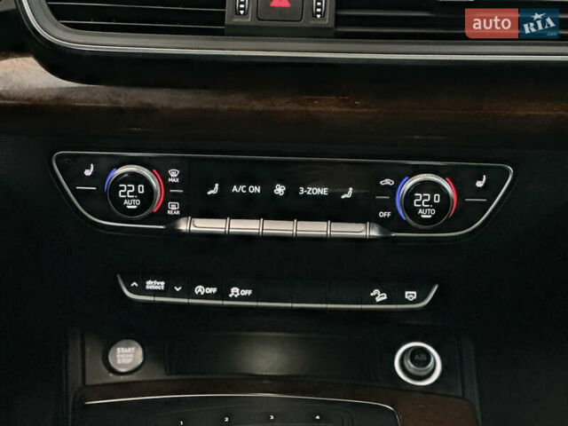 Серый Ауди Ку 5, объемом двигателя 1.98 л и пробегом 147 тыс. км за 20200 $, фото 21 на Automoto.ua