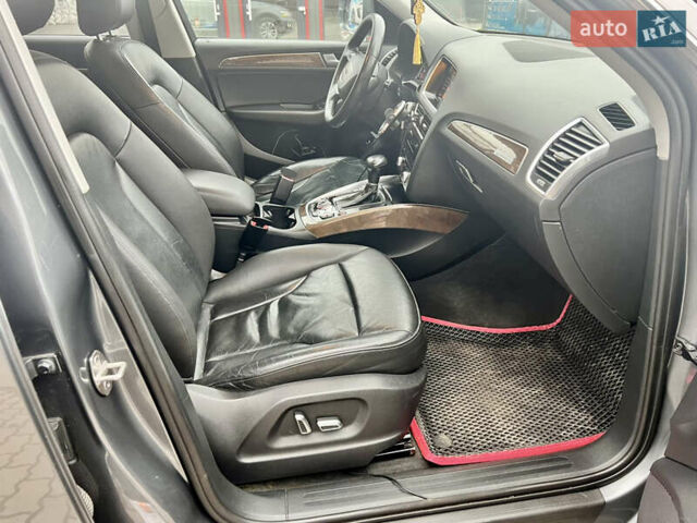 Серый Ауди Ку 5, объемом двигателя 1.98 л и пробегом 277 тыс. км за 15500 $, фото 14 на Automoto.ua