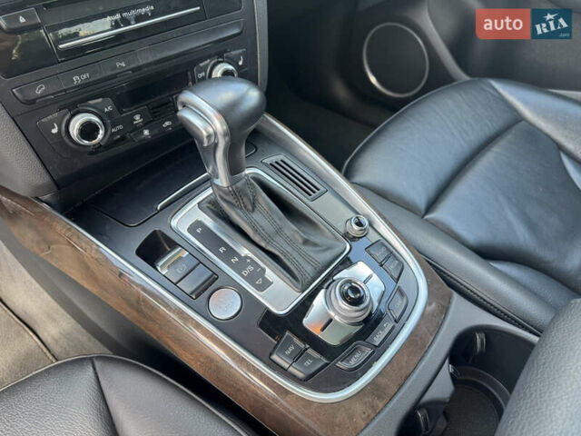 Серый Ауди Ку 5, объемом двигателя 1.98 л и пробегом 125 тыс. км за 18550 $, фото 15 на Automoto.ua