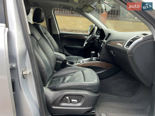 Сірий Ауді Ку 5, об'ємом двигуна 2 л та пробігом 151 тис. км за 14699 $, фото 40 на Automoto.ua