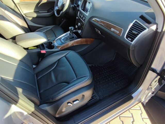 Серый Ауди Ку 5, объемом двигателя 2 л и пробегом 154 тыс. км за 16700 $, фото 3 на Automoto.ua