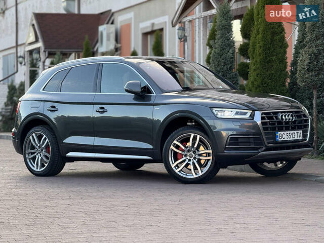 Серый Ауди Ку 5, объемом двигателя 1.97 л и пробегом 235 тыс. км за 32600 $, фото 36 на Automoto.ua