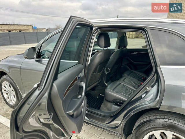 Сірий Ауді Ку 5, об'ємом двигуна 1.98 л та пробігом 160 тис. км за 15800 $, фото 17 на Automoto.ua