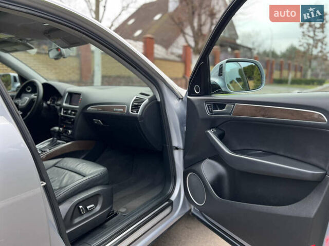 Сірий Ауді Ку 5, об'ємом двигуна 2 л та пробігом 151 тис. км за 14699 $, фото 43 на Automoto.ua