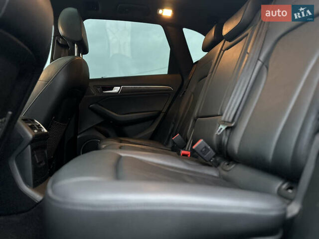 Сірий Ауді Ку 5, об'ємом двигуна 1.98 л та пробігом 135 тис. км за 17500 $, фото 10 на Automoto.ua