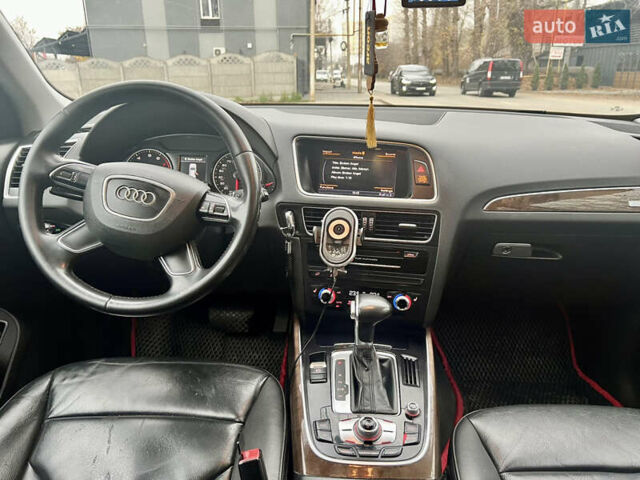 Серый Ауди Ку 5, объемом двигателя 1.98 л и пробегом 277 тыс. км за 15500 $, фото 13 на Automoto.ua