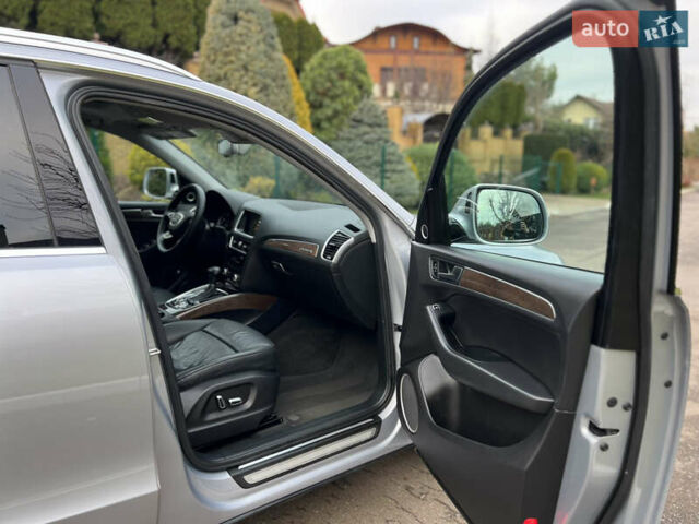 Сірий Ауді Ку 5, об'ємом двигуна 2 л та пробігом 151 тис. км за 14699 $, фото 32 на Automoto.ua