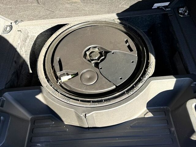 Серый Ауди Ку 5, объемом двигателя 2 л и пробегом 180 тыс. км за 17800 $, фото 11 на Automoto.ua