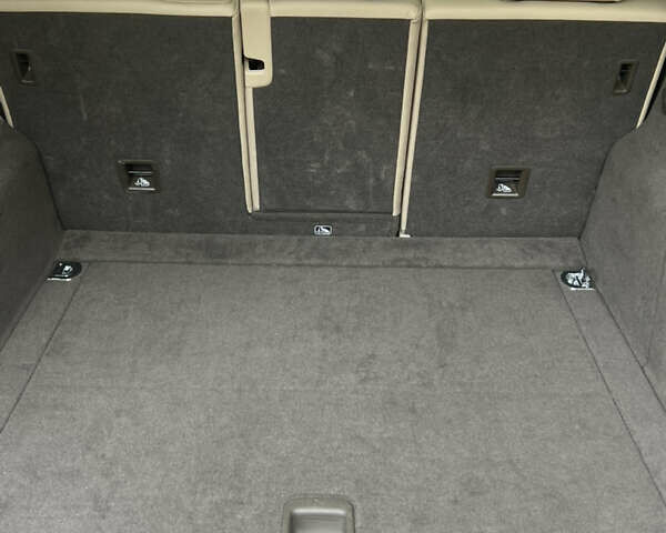 Серый Ауди Ку 5, объемом двигателя 1.98 л и пробегом 195 тыс. км за 18500 $, фото 31 на Automoto.ua