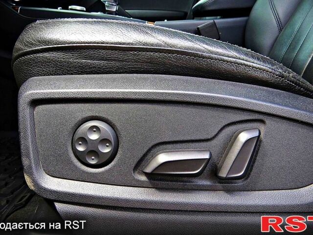 Сірий Ауді Ку 5, об'ємом двигуна 2 л та пробігом 204 тис. км за 20400 $, фото 11 на Automoto.ua