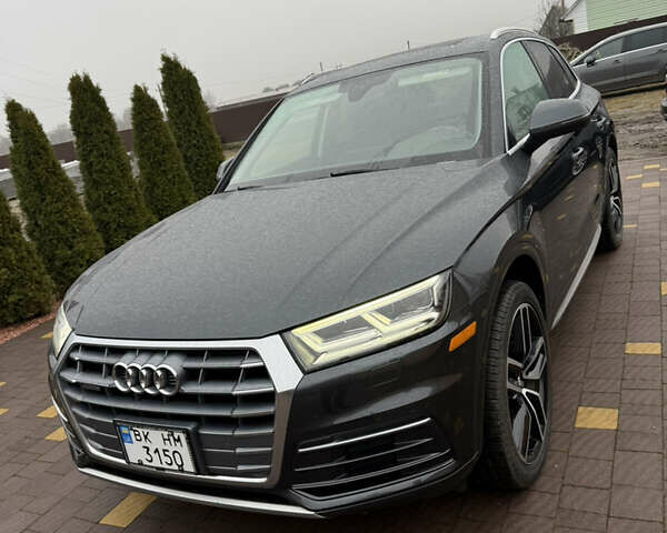 Серый Ауди Ку 5, объемом двигателя 1.98 л и пробегом 138 тыс. км за 25500 $, фото 3 на Automoto.ua