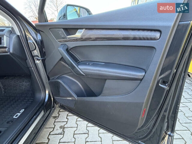 Серый Ауди Ку 5, объемом двигателя 1.98 л и пробегом 85 тыс. км за 26900 $, фото 26 на Automoto.ua