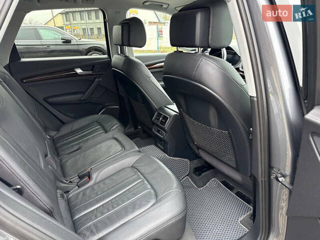 Сірий Ауді Ку 5, об'ємом двигуна 1.98 л та пробігом 165 тис. км за 23999 $, фото 32 на Automoto.ua