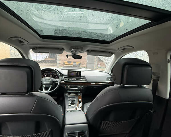 Серый Ауди Ку 5, объемом двигателя 1.98 л и пробегом 138 тыс. км за 25500 $, фото 19 на Automoto.ua