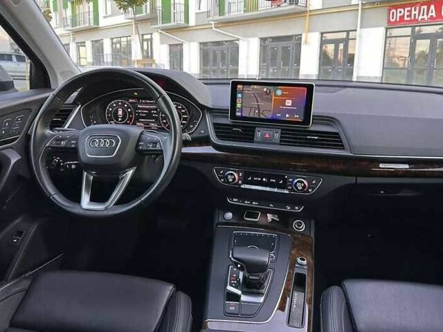 Сірий Ауді Ку 5, об'ємом двигуна 2 л та пробігом 98 тис. км за 21900 $, фото 12 на Automoto.ua