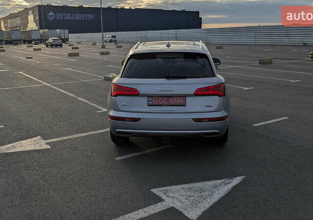 Серый Ауди Ку 5, объемом двигателя 1.98 л и пробегом 100 тыс. км за 23690 $, фото 16 на Automoto.ua