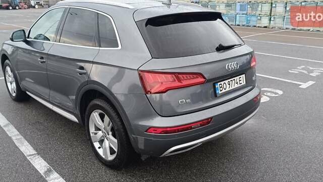 Серый Ауди Ку 5, объемом двигателя 1.98 л и пробегом 108 тыс. км за 24200 $, фото 9 на Automoto.ua