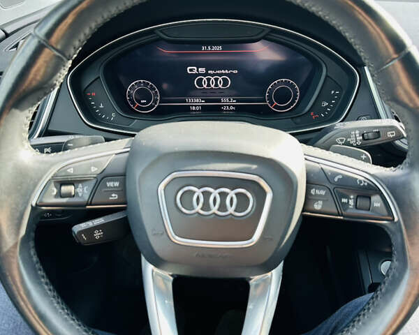 Серый Ауди Ку 5, объемом двигателя 1.98 л и пробегом 135 тыс. км за 27000 $, фото 25 на Automoto.ua