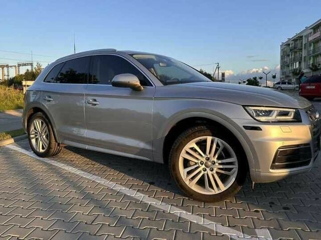 Сірий Ауді Ку 5, об'ємом двигуна 2 л та пробігом 98 тис. км за 21900 $, фото 1 на Automoto.ua