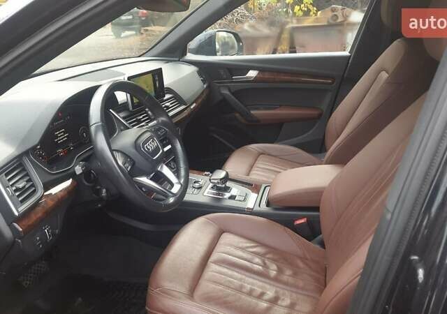 Ауди Ку 5 2017 в Черкассах на Automoto.ua Серый Ауди Ку 5, объемом двигателя 2 л и пробегом 125 тыс. км за 19500 $, фото 7 на Automoto.ua