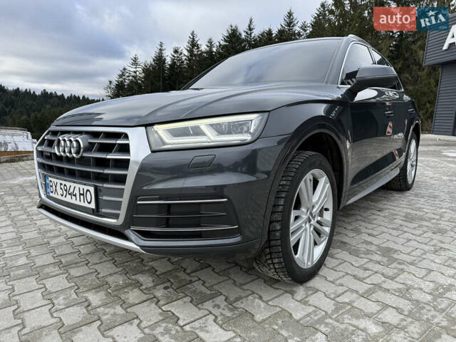 Сірий Ауді Ку 5, об'ємом двигуна 2 л та пробігом 123 тис. км за 26500 $, фото 58 на Automoto.ua