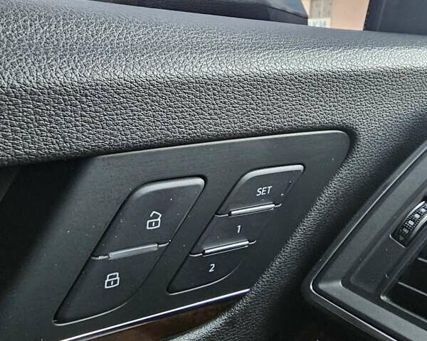 Серый Ауди Ку 5, объемом двигателя 1.98 л и пробегом 128 тыс. км за 21777 $, фото 17 на Automoto.ua