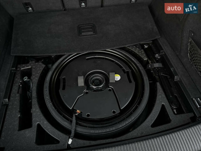 Серый Ауди Ку 5, объемом двигателя 1.98 л и пробегом 169 тыс. км за 25300 $, фото 72 на Automoto.ua