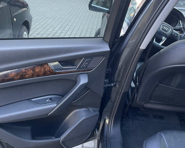 Серый Ауди Ку 5, объемом двигателя 2 л и пробегом 199 тыс. км за 20990 $, фото 21 на Automoto.ua