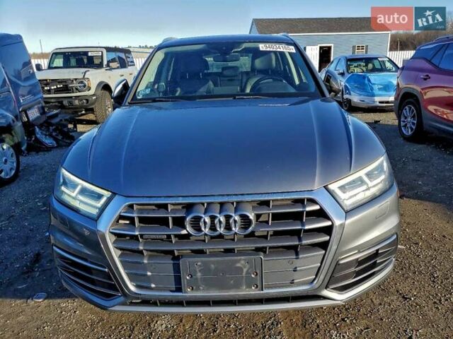 Серый Ауди Ку 5, объемом двигателя 1.98 л и пробегом 131 тыс. км за 6500 $, фото 4 на Automoto.ua