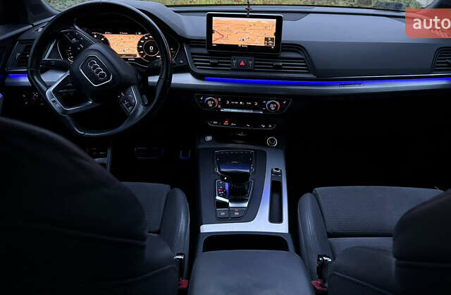 Серый Ауди Ку 5, объемом двигателя 1.97 л и пробегом 233 тыс. км за 29800 $, фото 14 на Automoto.ua