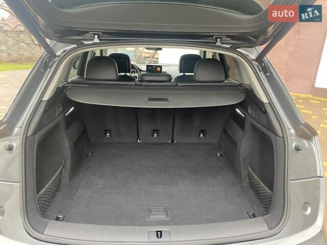 Серый Ауди Ку 5, объемом двигателя 1.98 л и пробегом 229 тыс. км за 20499 $, фото 31 на Automoto.ua