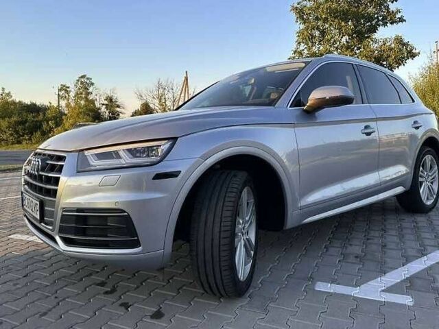 Сірий Ауді Ку 5, об'ємом двигуна 2 л та пробігом 98 тис. км за 21900 $, фото 3 на Automoto.ua