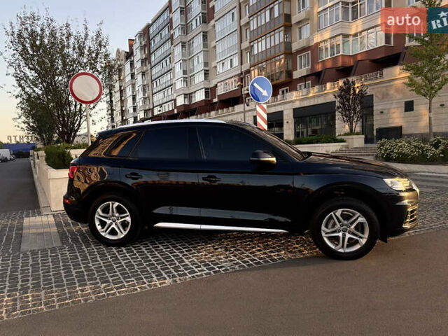 Серый Ауди Ку 5, объемом двигателя 1.98 л и пробегом 162 тыс. км за 21900 $, фото 2 на Automoto.ua