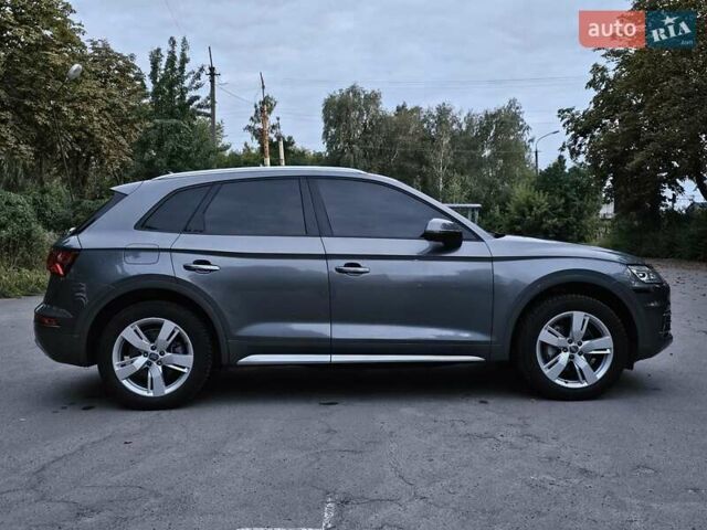 Серый Ауди Ку 5, объемом двигателя 1.98 л и пробегом 125 тыс. км за 21999 $, фото 18 на Automoto.ua