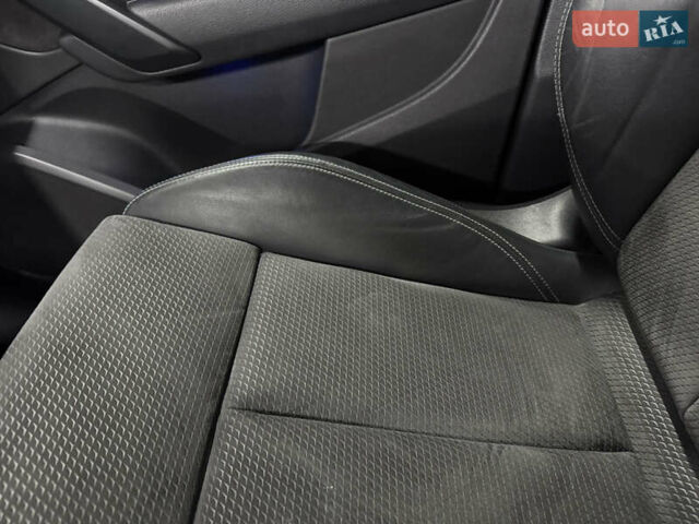 Серый Ауди Ку 5, объемом двигателя 1.97 л и пробегом 131 тыс. км за 35000 $, фото 33 на Automoto.ua