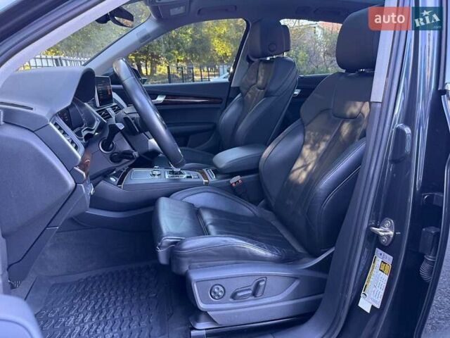 Серый Ауди Ку 5, объемом двигателя 1.98 л и пробегом 110 тыс. км за 24900 $, фото 21 на Automoto.ua