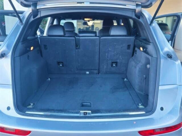 Серый Ауди Ку 5, объемом двигателя 2 л и пробегом 54 тыс. км за 18000 $, фото 15 на Automoto.ua