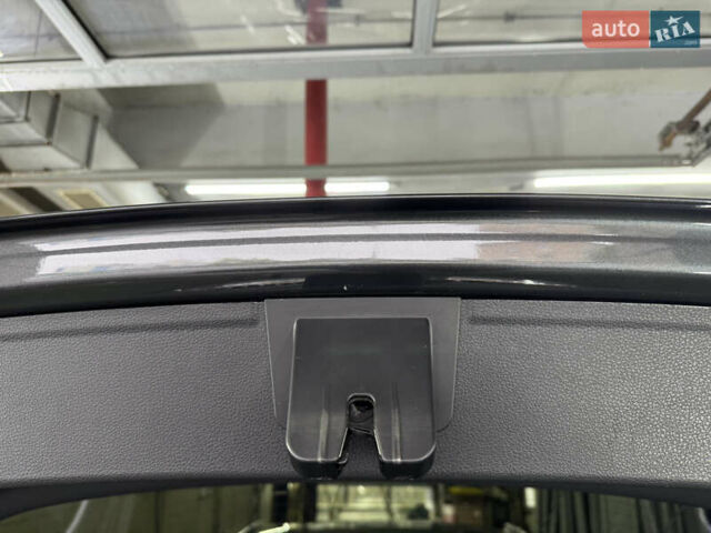 Серый Ауди Ку 5, объемом двигателя 1.97 л и пробегом 131 тыс. км за 35000 $, фото 45 на Automoto.ua