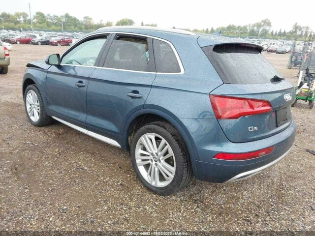 Сірий Ауді Ку 5, об'ємом двигуна 2 л та пробігом 79 тис. км за 17900 $, фото 1 на Automoto.ua