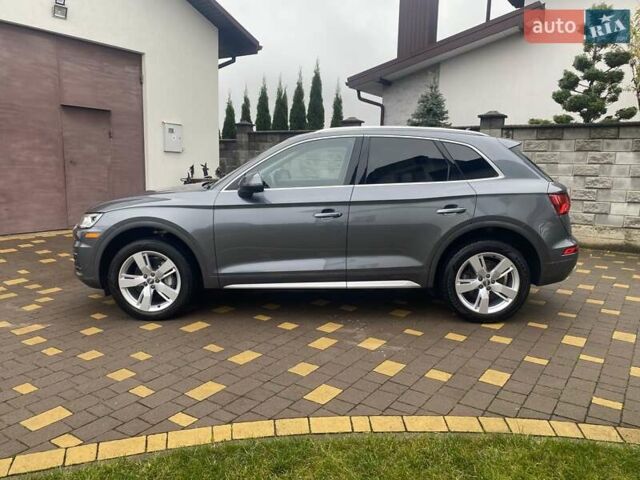 Серый Ауди Ку 5, объемом двигателя 1.98 л и пробегом 229 тыс. км за 20499 $, фото 3 на Automoto.ua