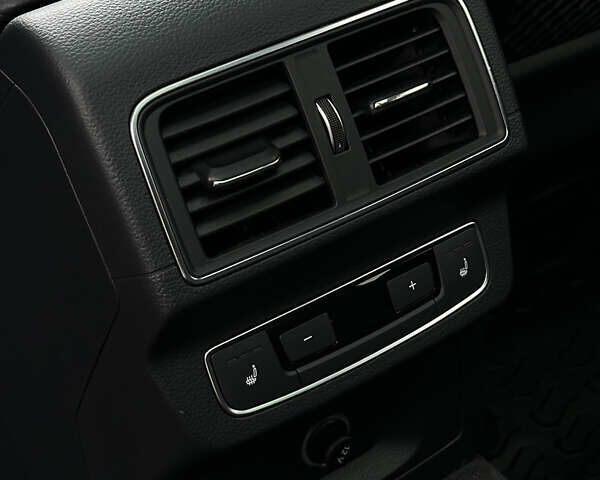 Сірий Ауді Ку 5, об'ємом двигуна 1.98 л та пробігом 124 тис. км за 24000 $, фото 24 на Automoto.ua